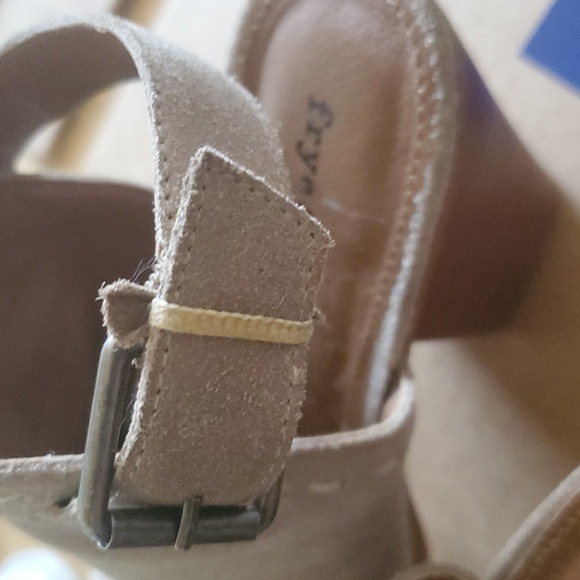 FRYE & CO Elegant Tan Women's Shoes - Picture 10 of 11